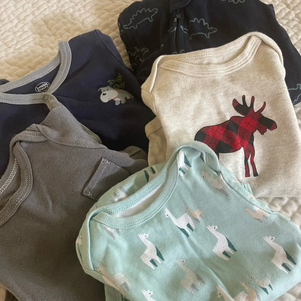 BABY BOY SIZE 6-9 MONTHS FALL/WINTER BUNDLE - Picture 1 of 7